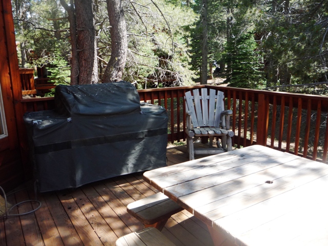 This Truckee rental is located at 12688 Hidden Circle #4.
